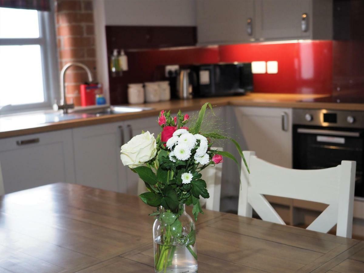 Nellies Shed, Wolds Way Holiday Cottages, 3 Bed Spacious Cottage Cottingham  Dış mekan fotoğraf
